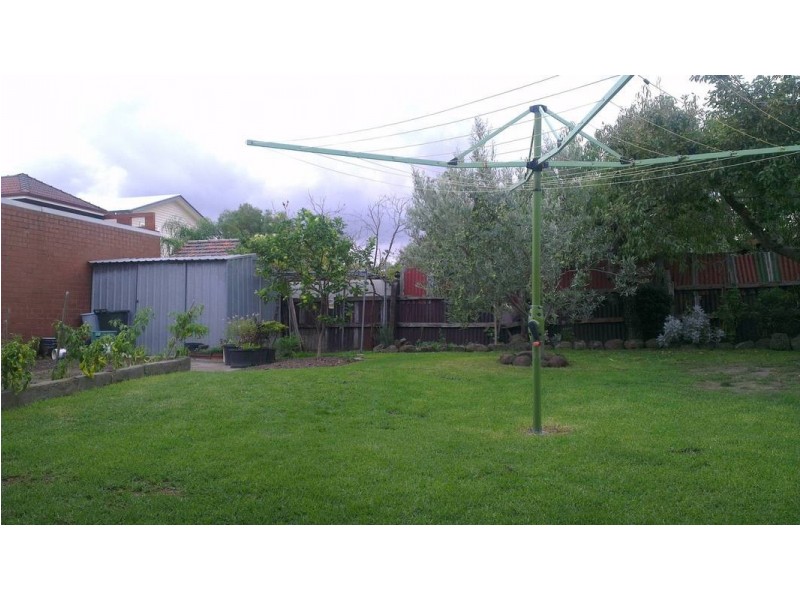 35 Dundas Street, Preston VIC 3072