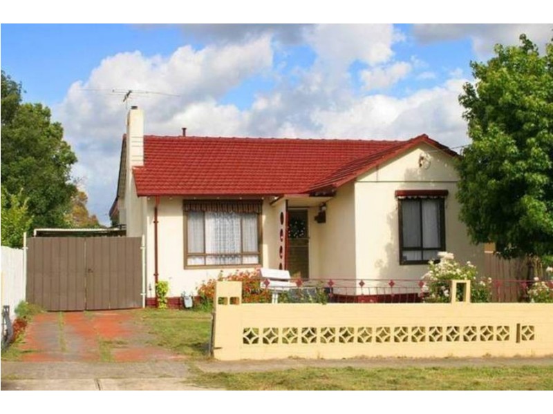 6 Caddy Court, Reservoir VIC 3073