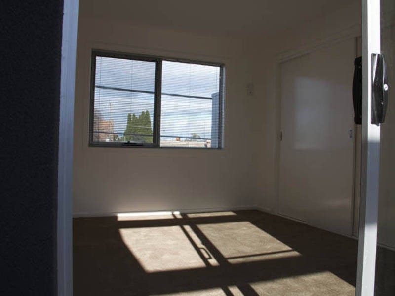 2/96 Beauchamp Street, Preston VIC 3072