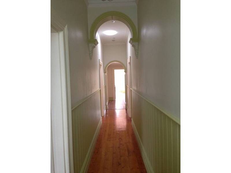 14 Livingstone Parade, Preston VIC 3072