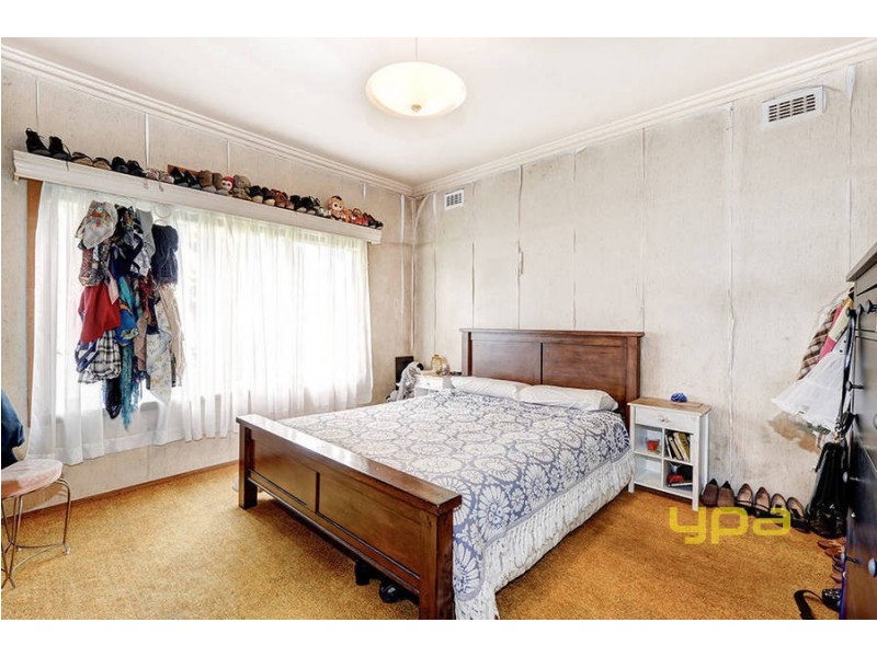 8 Grimwade Street, Reservoir VIC 3073