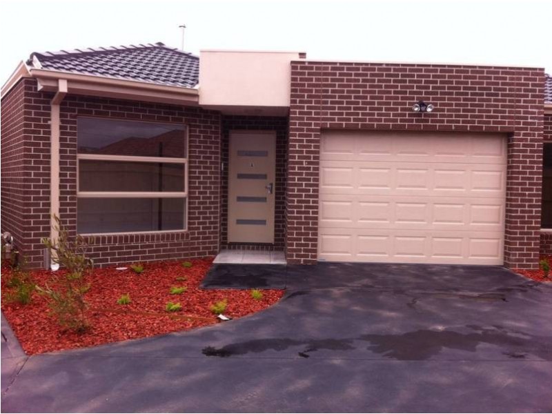 Unit 2/53 Locher Avenue, Reservoir VIC 3073