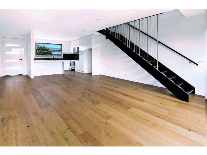 2/12 Kangerong Avenue, Dromana VIC 3936