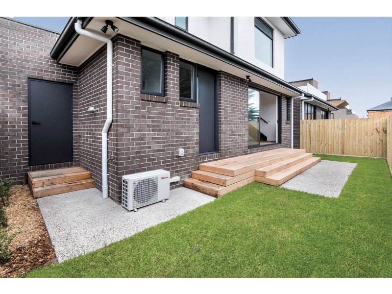 2/12 Kangerong Avenue, Dromana VIC 3936