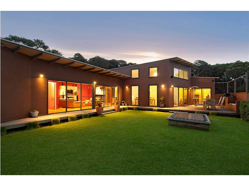 2 Foam Avenue, Blairgowrie VIC 3942