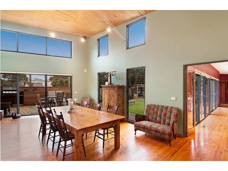 2 Foam Avenue, Blairgowrie VIC 3942