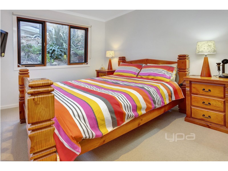 10 Raymond Drive, Dromana VIC 3936