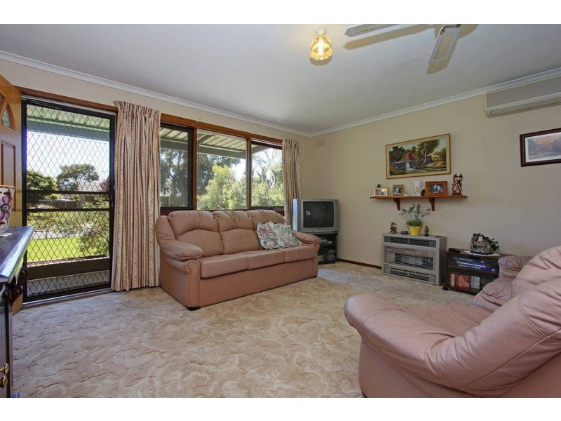 13 Dunsmuir Drive, Rosebud VIC 3939