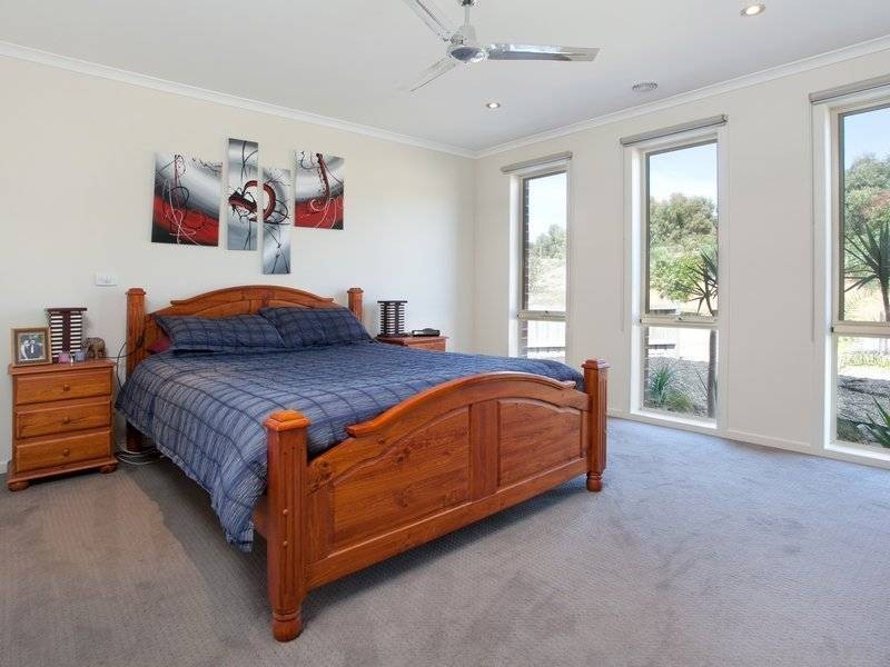 5 Blackberry Crescent, Rosebud VIC 3939