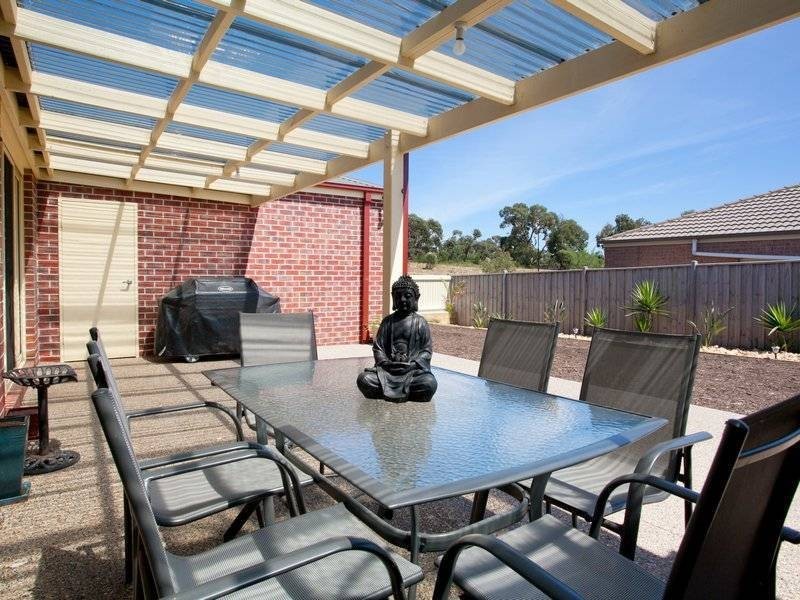 5 Blackberry Crescent, Rosebud VIC 3939