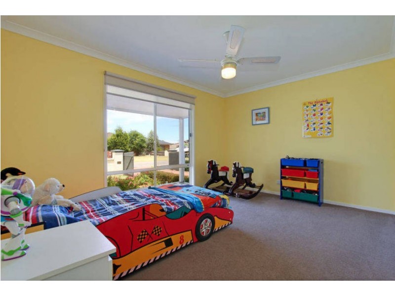 11 Ruyton Drive, Rosebud VIC 3939