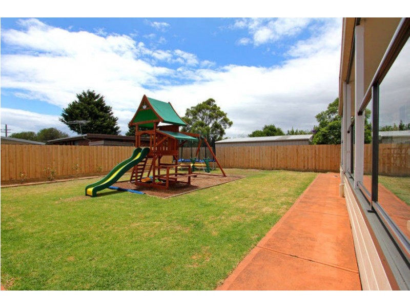 11 Ruyton Drive, Rosebud VIC 3939