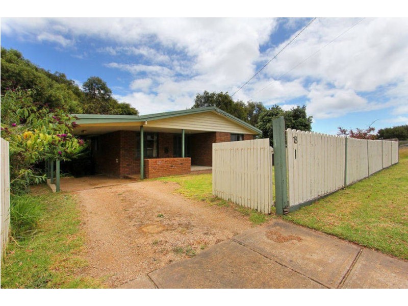 18 Feltham Court, Rosebud VIC 3939