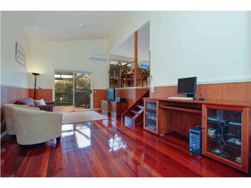 6 Nalong Street, Rye VIC 3941