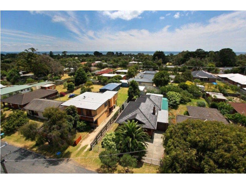 84 Russell Street, Tootgarook VIC 3941