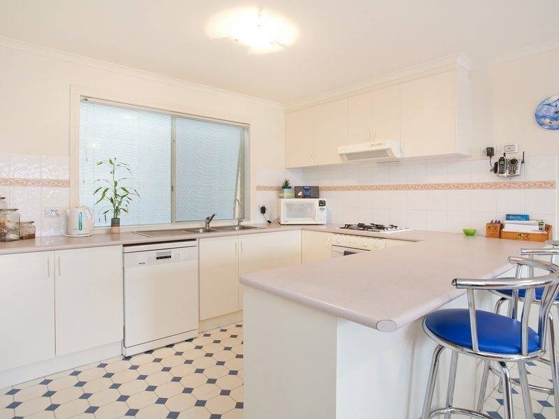 34 Curlew Drive, Rosebud VIC 3939