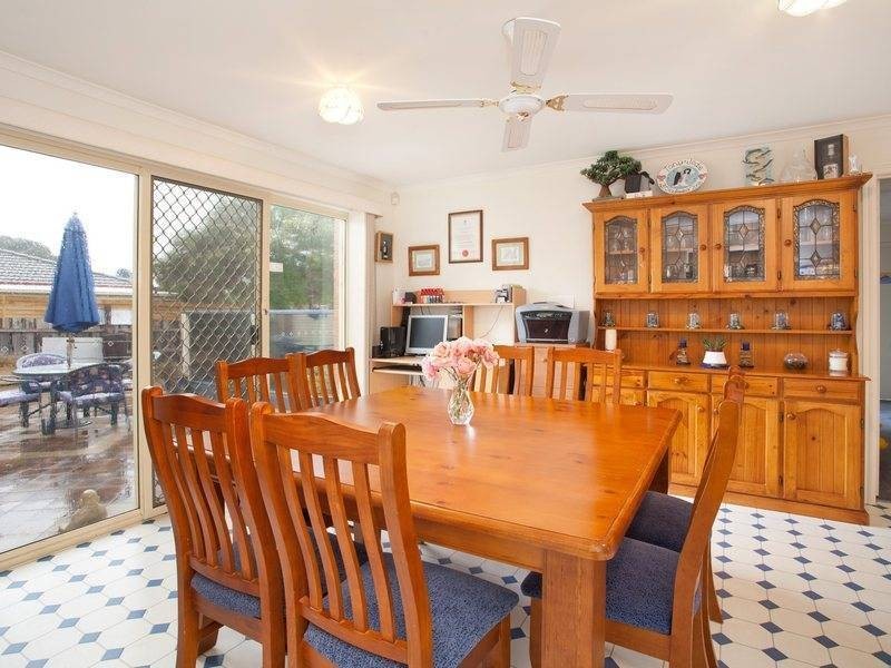 34 Curlew Drive, Rosebud VIC 3939