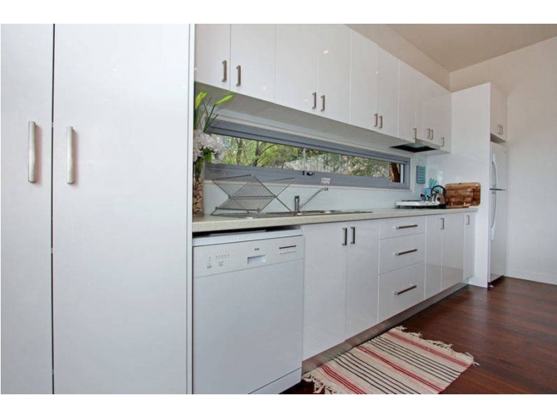 66 Weeroona Street, Rye VIC 3941