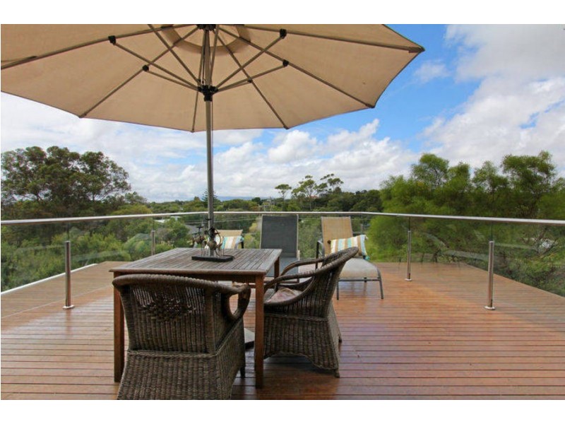 66 Weeroona Street, Rye VIC 3941