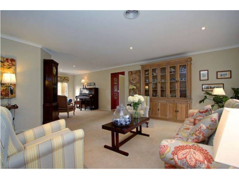 61 Country Club Drive, Safety Beach VIC 3936