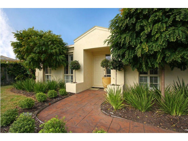 61 Country Club Drive, Safety Beach VIC 3936