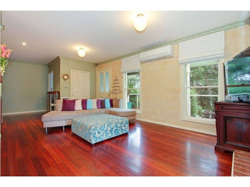 20 Warrain Avenue, Rosebud VIC 3939