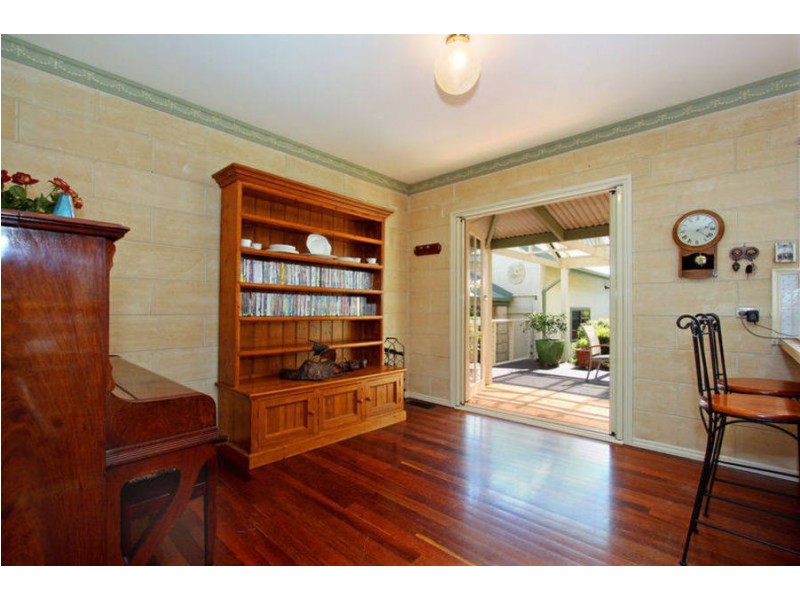 20 Warrain Avenue, Rosebud VIC 3939