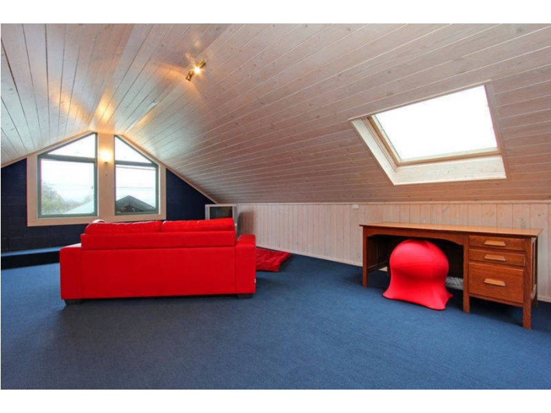 20 Warrain Avenue, Rosebud VIC 3939