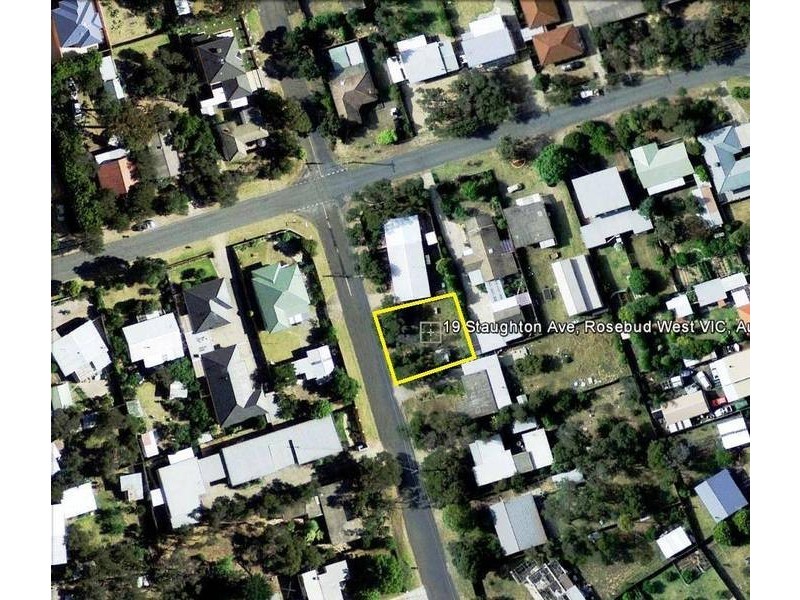 19 Staughton Avenue, Rosebud West VIC 3940