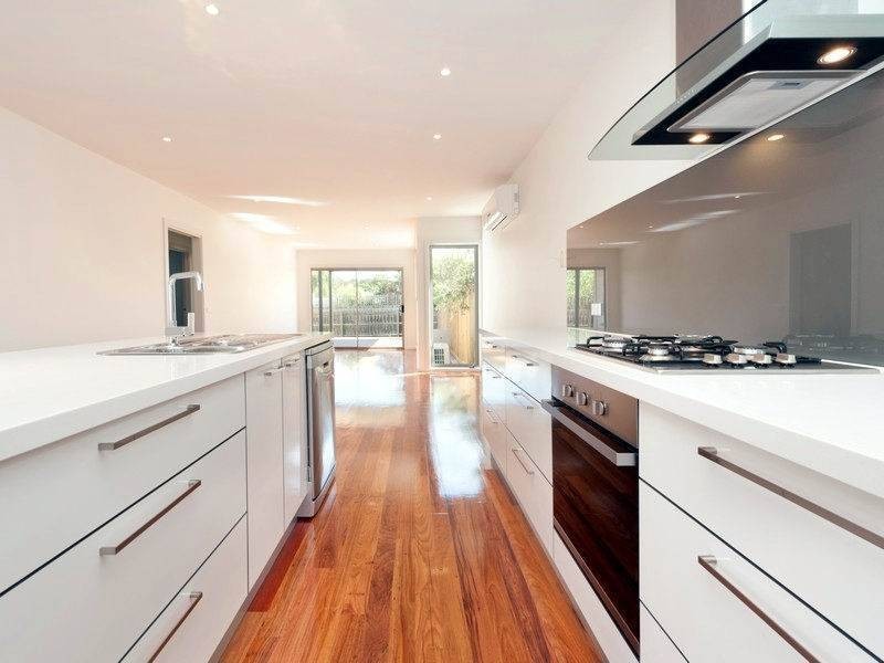 18 Capel Avenue, Rosebud VIC 3939