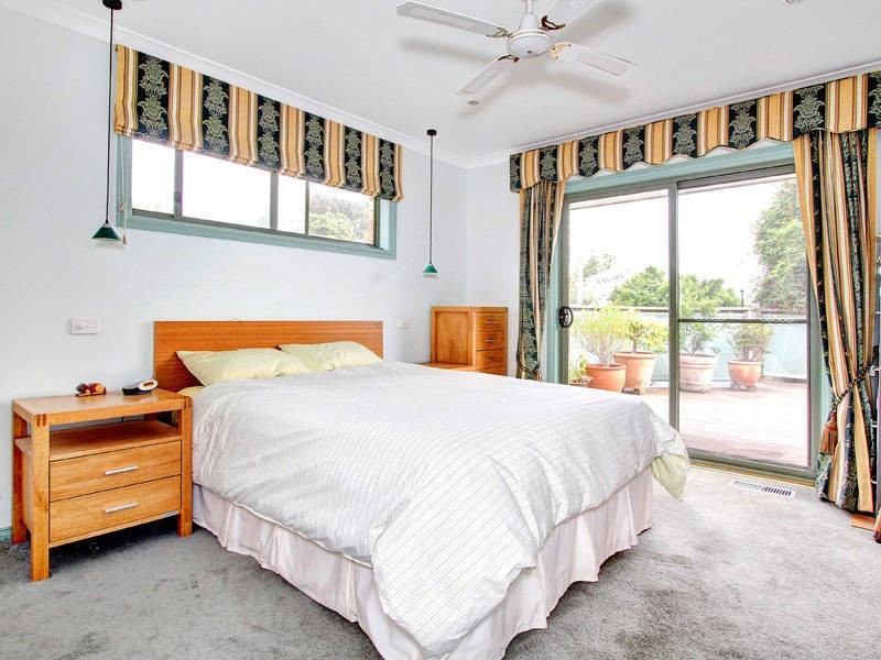 12 Jetty Road, Dromana VIC 3936