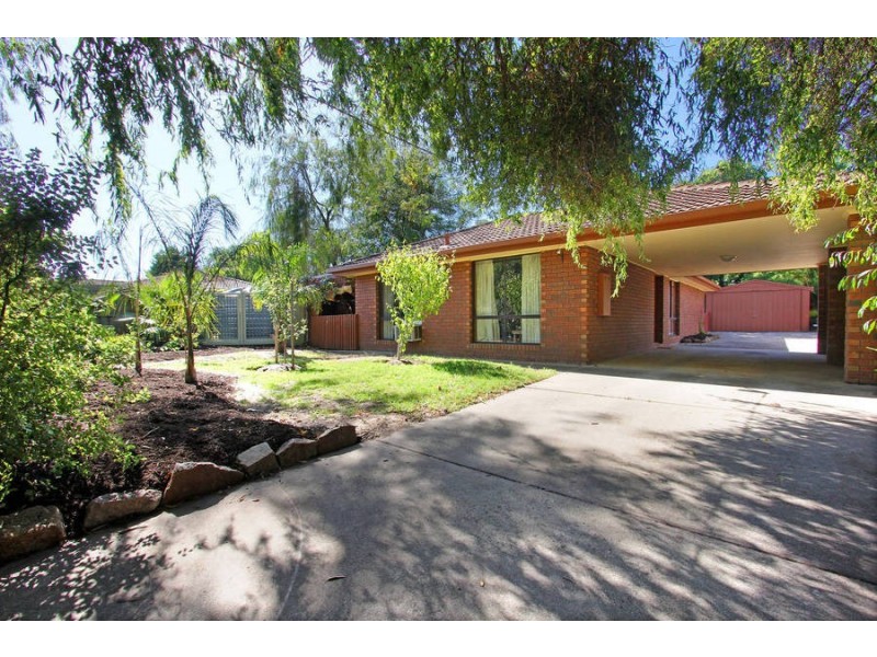 1 Hinton Street, Rosebud VIC 3939