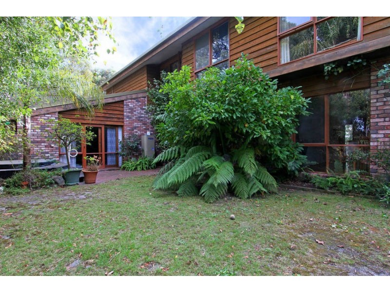 8 Anakie Court, Rosebud VIC 3939