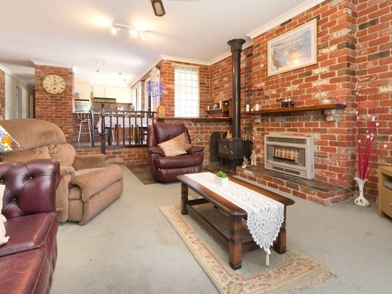 19 Carrathool Avenue, Rosebud VIC 3939