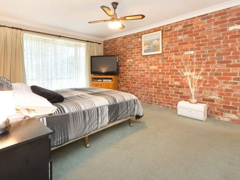 19 Carrathool Avenue, Rosebud VIC 3939