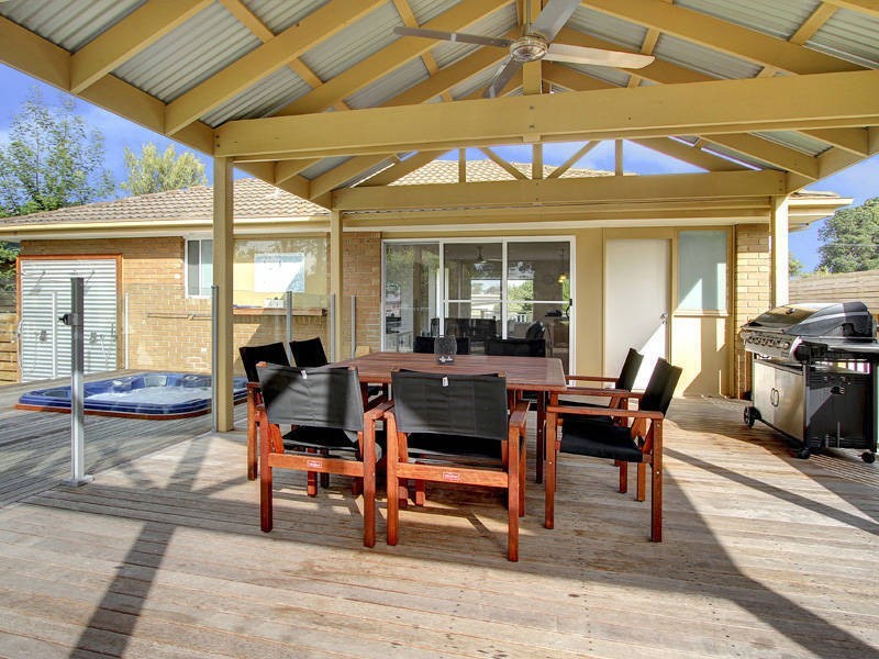 4 Ronald Street, Tootgarook VIC 3941