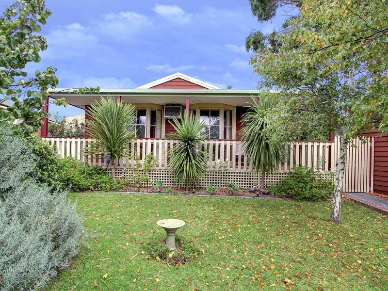 63 Sunningdale Road, Rosebud VIC 3939
