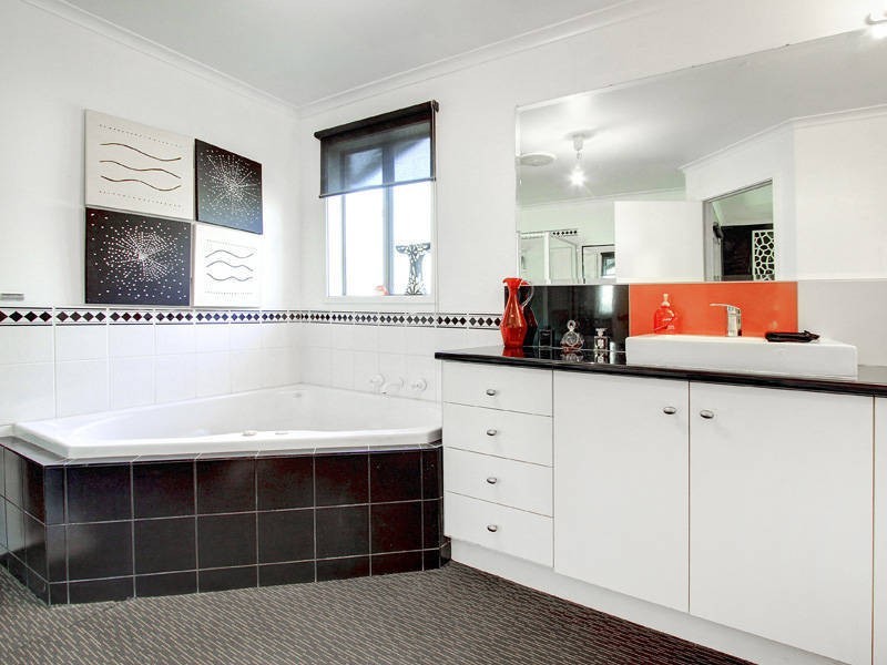 114 Palm Tree Drive, Safety Beach VIC 3936