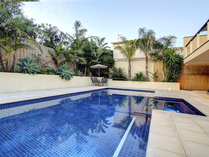 25 Thurloo Drive, Safety Beach VIC 3936