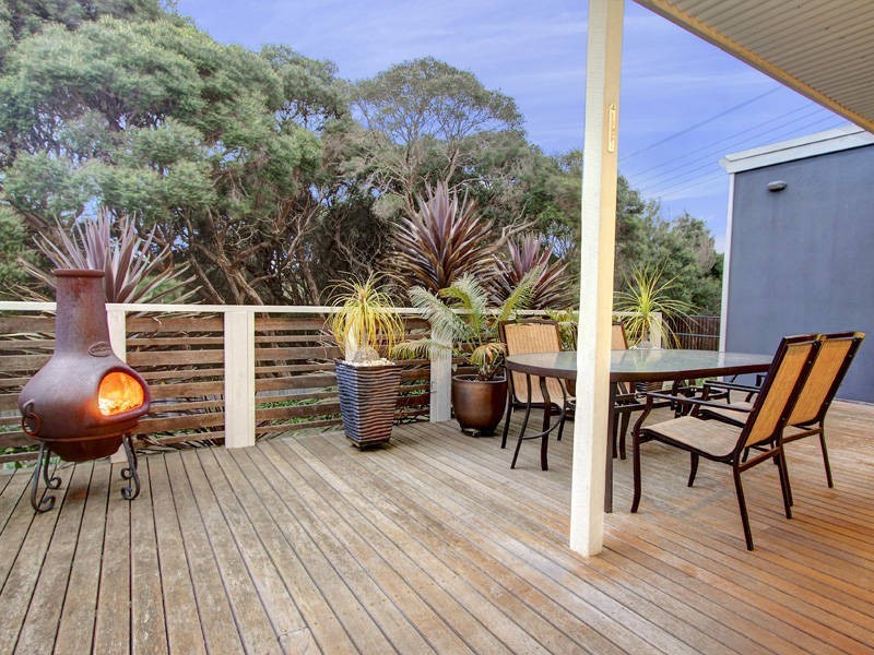 15 Betty Street, Rye VIC 3941