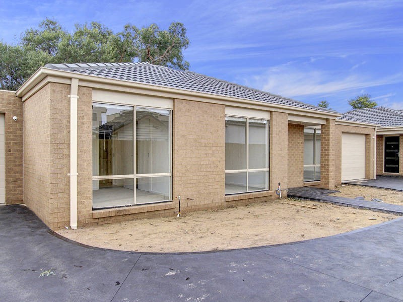 2/23 Grenville Grove, Rosebud VIC 3939