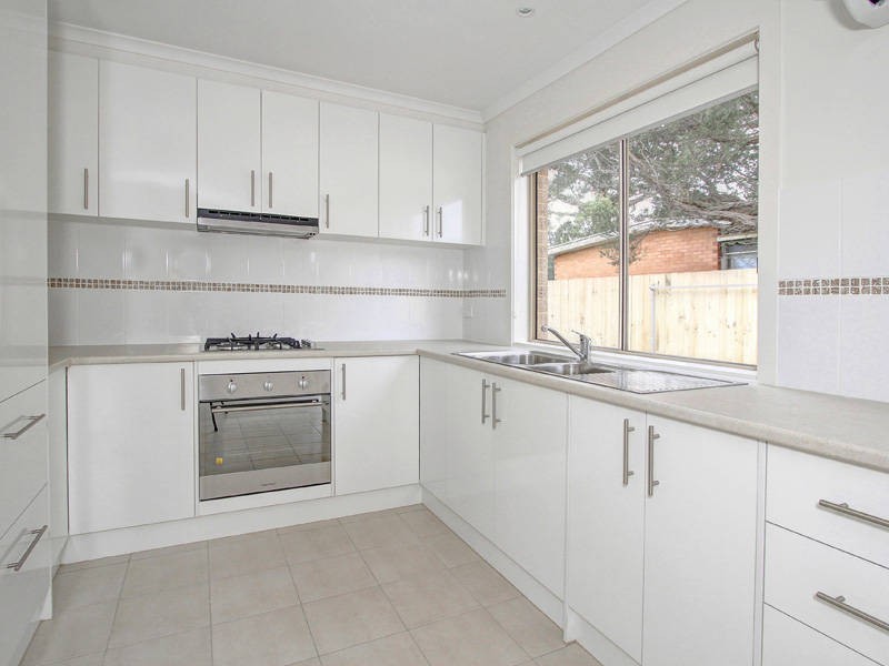 2/23 Grenville Grove, Rosebud VIC 3939