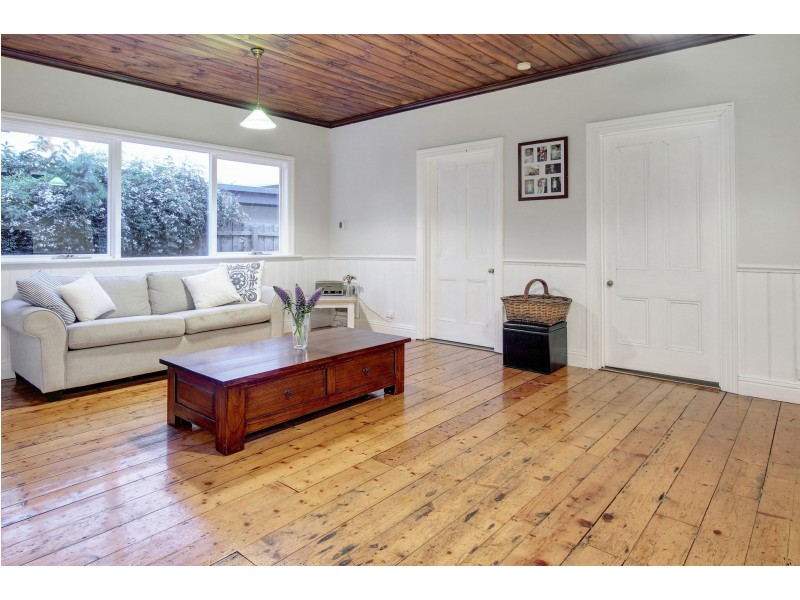 10 Corey Avenue, Dromana VIC 3936