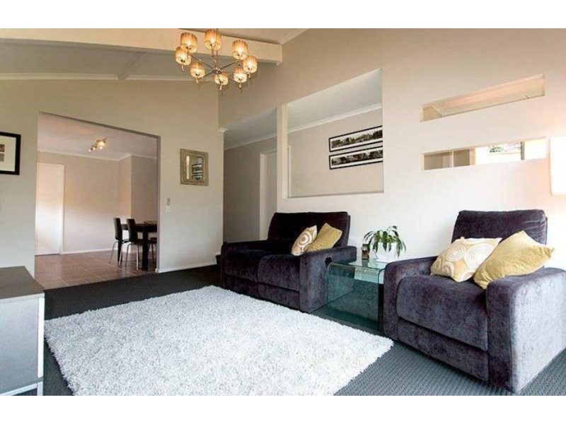 6 Cain Street, Rosebud VIC 3939