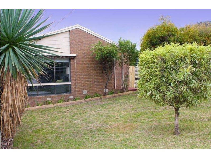 6 Cain Street, Rosebud VIC 3939