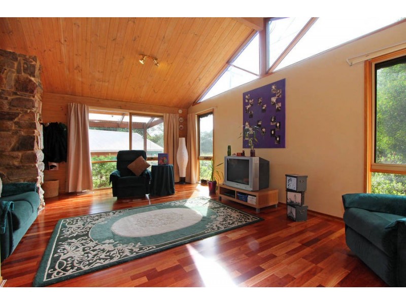 18 Sylvan Drive, Rosebud VIC 3939