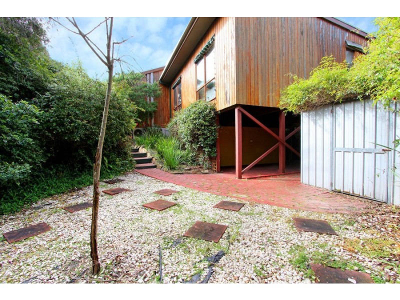 18 Sylvan Drive, Rosebud VIC 3939