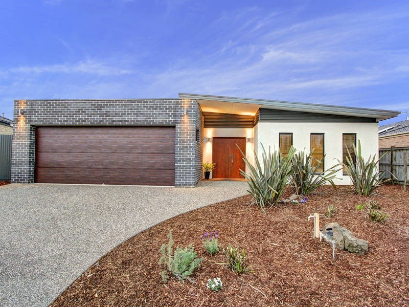 5 Wallaby Drive, Rosebud VIC 3939