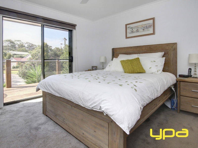 6 Berry Court, Safety Beach VIC 3936