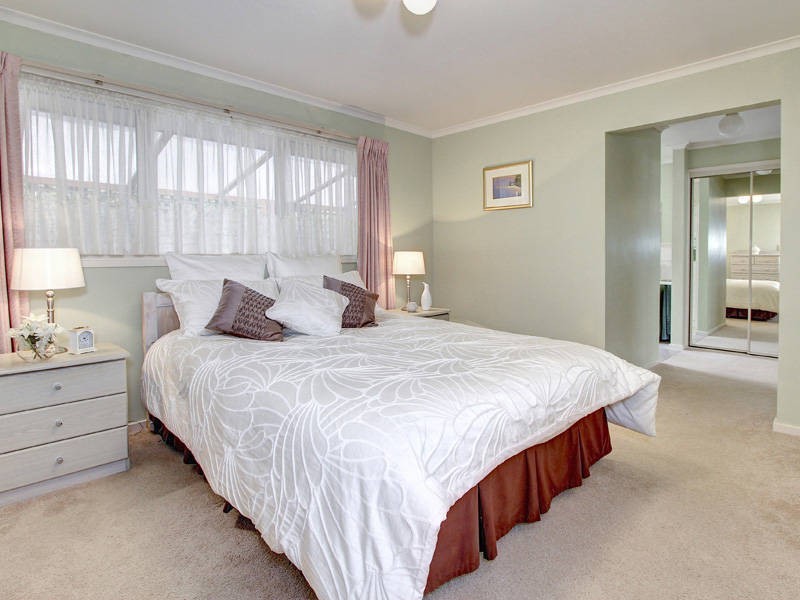 18 Lake View Lane, Safety Beach VIC 3936